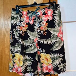 Flower Hawaiian Swim Trunks